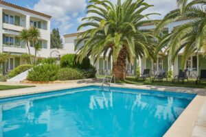 HÔTEL LE RODIN - Écopôle Arles Nord