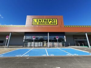 L'ENTREPÔT DU BRICOLAGE - Écopôle Arles Nord